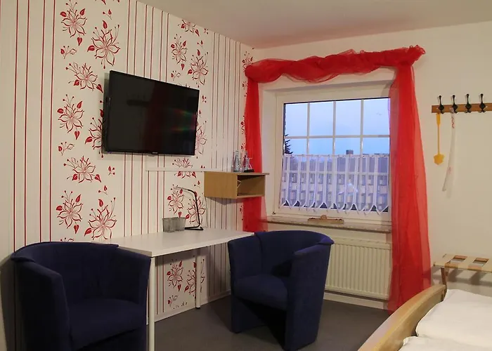 Cramer's 招待所 2*